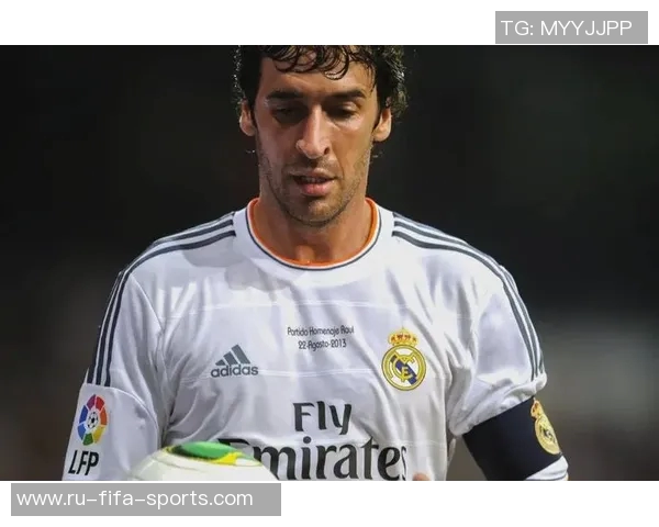 天下足球解说劳尔精彩点评足球赛事精彩瞬间全记录